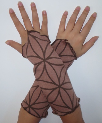 Armwarmer brown Flower of life